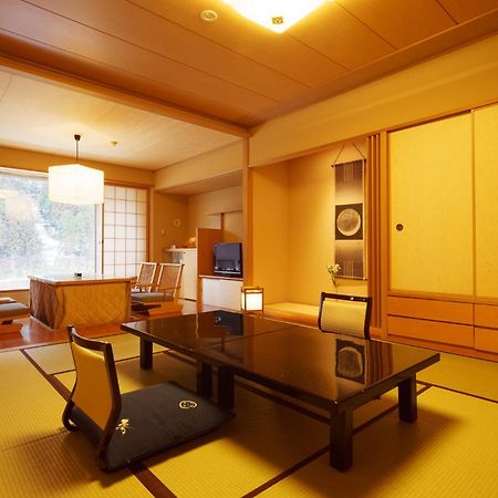 فندق Shogawa Onsen Yumetsuzuri Komaki  المظهر الخارجي الصورة